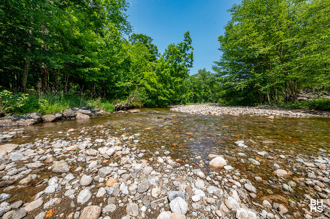 6122 US Route 9