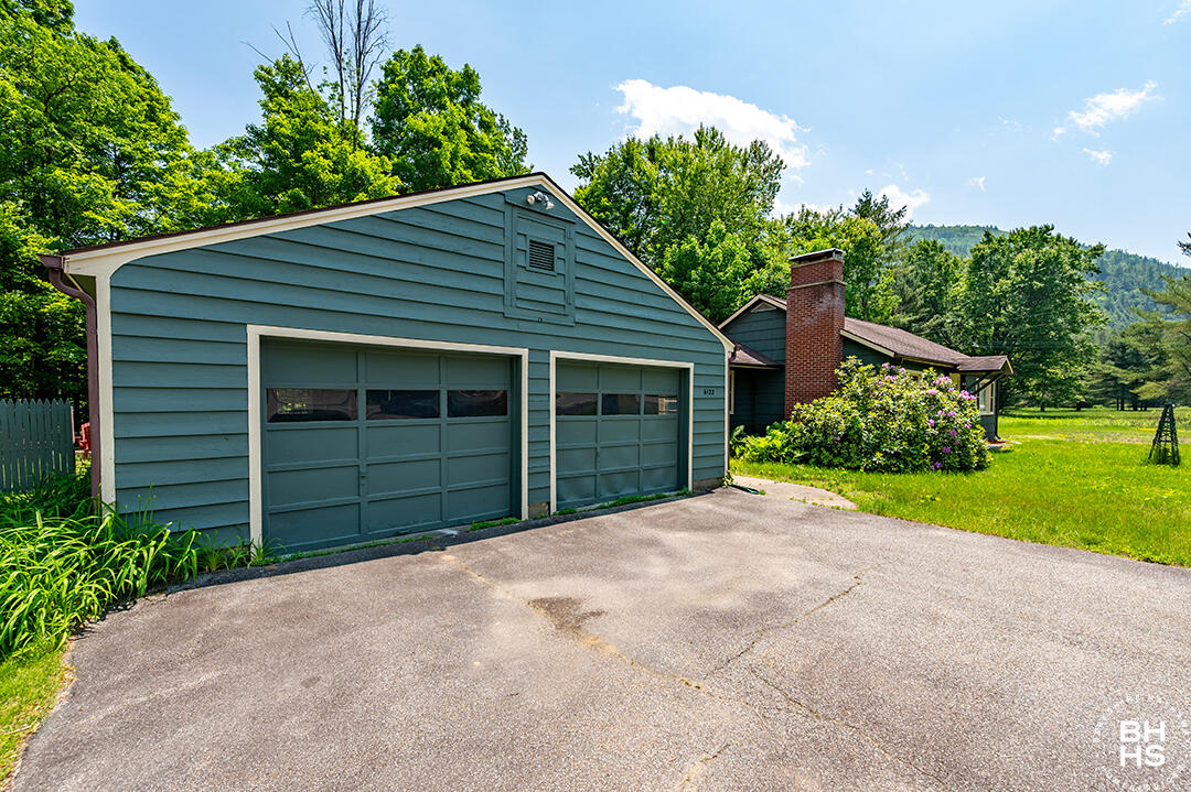 Elizabethtown, New York 12932, United States, 2 Bedrooms Bedrooms, ,1 BathroomBathrooms,Residential,Active,153008