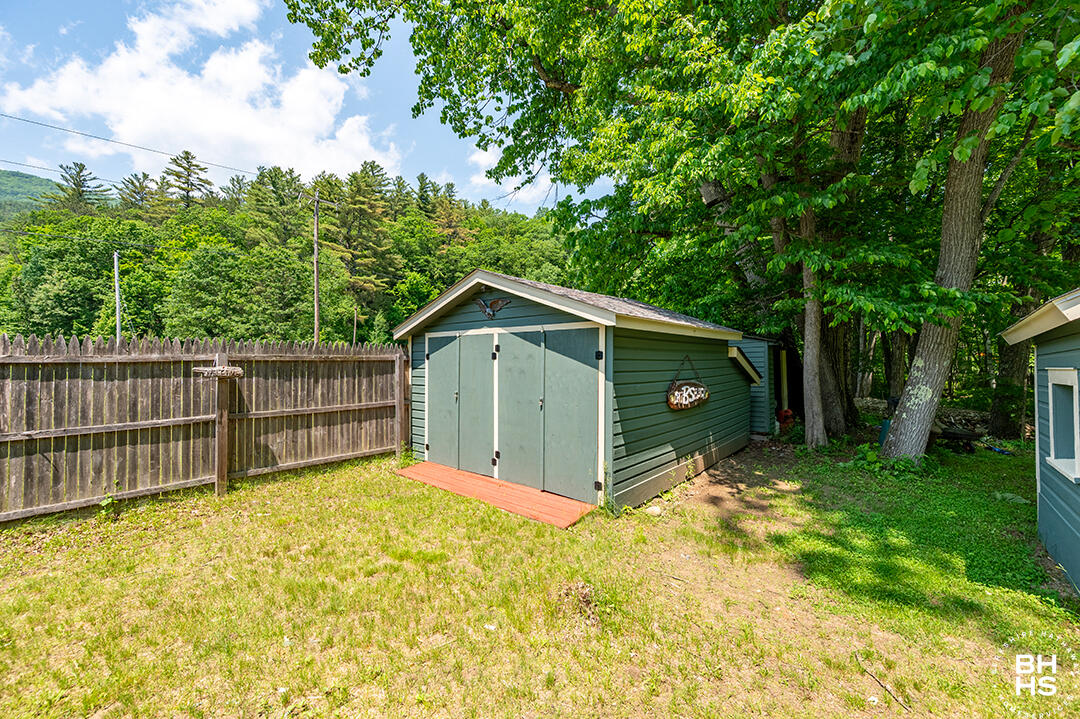 Elizabethtown, New York 12932, United States, 2 Bedrooms Bedrooms, ,1 BathroomBathrooms,Residential,Active,153008