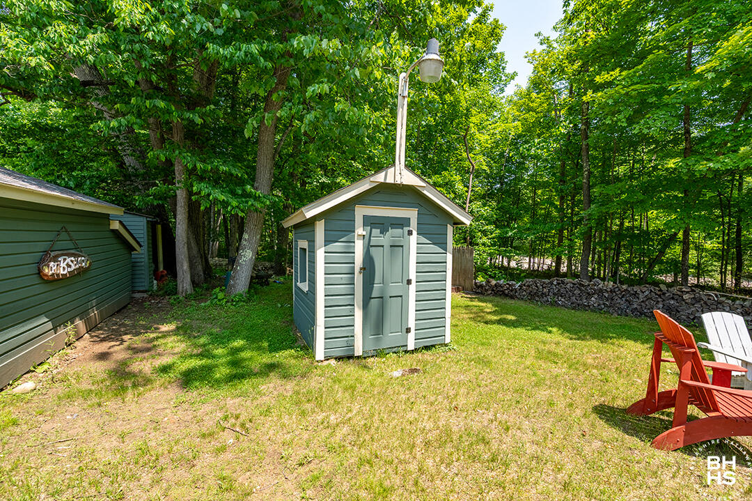 Elizabethtown, New York 12932, United States, 2 Bedrooms Bedrooms, ,1 BathroomBathrooms,Residential,Active,153008