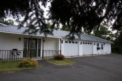 Mobile Home For Sale - 916 County Route 8<br/> Brushton, NY 12916