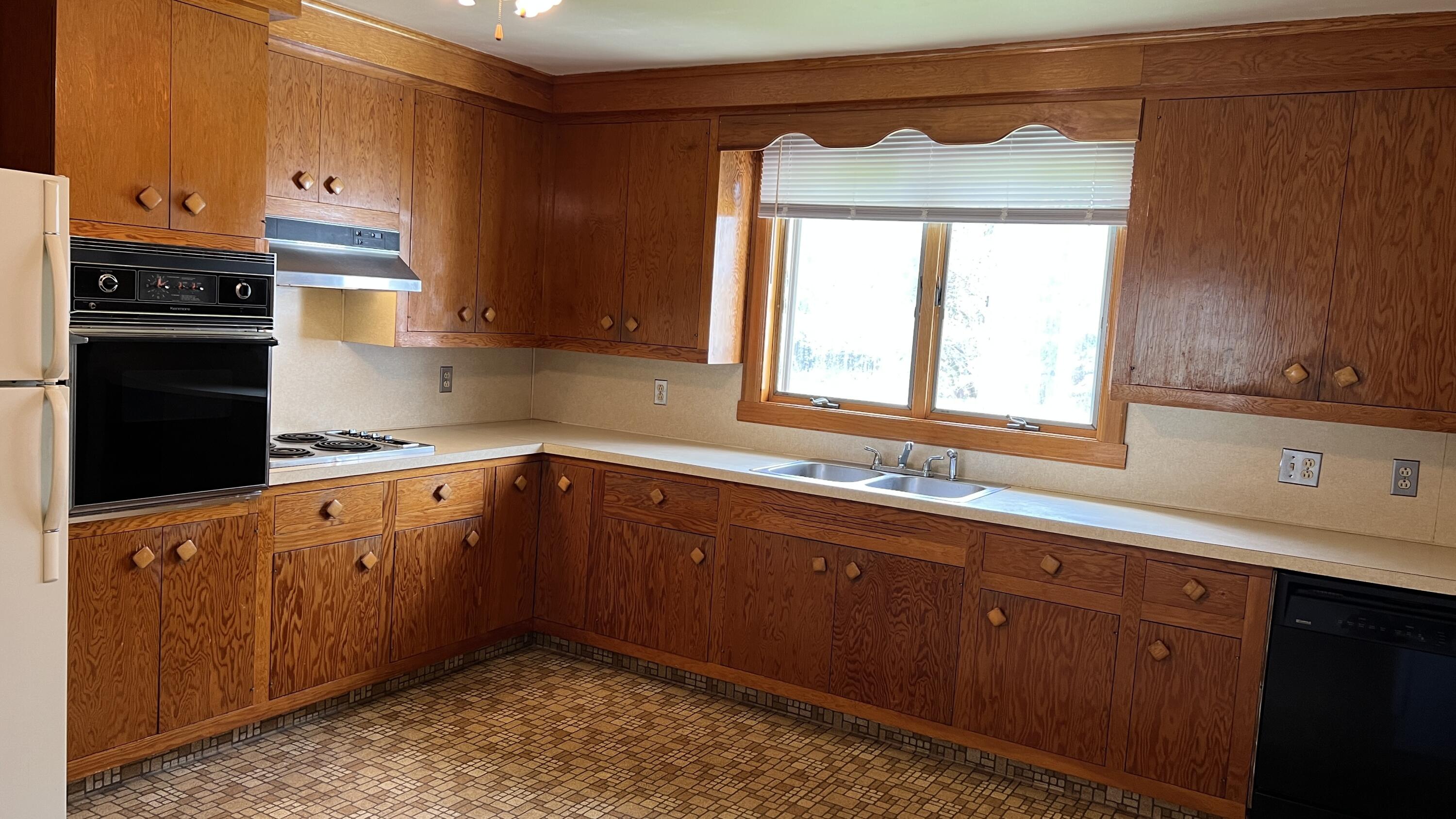 2071 Military Turnpike, Plattsburgh, New York image 13