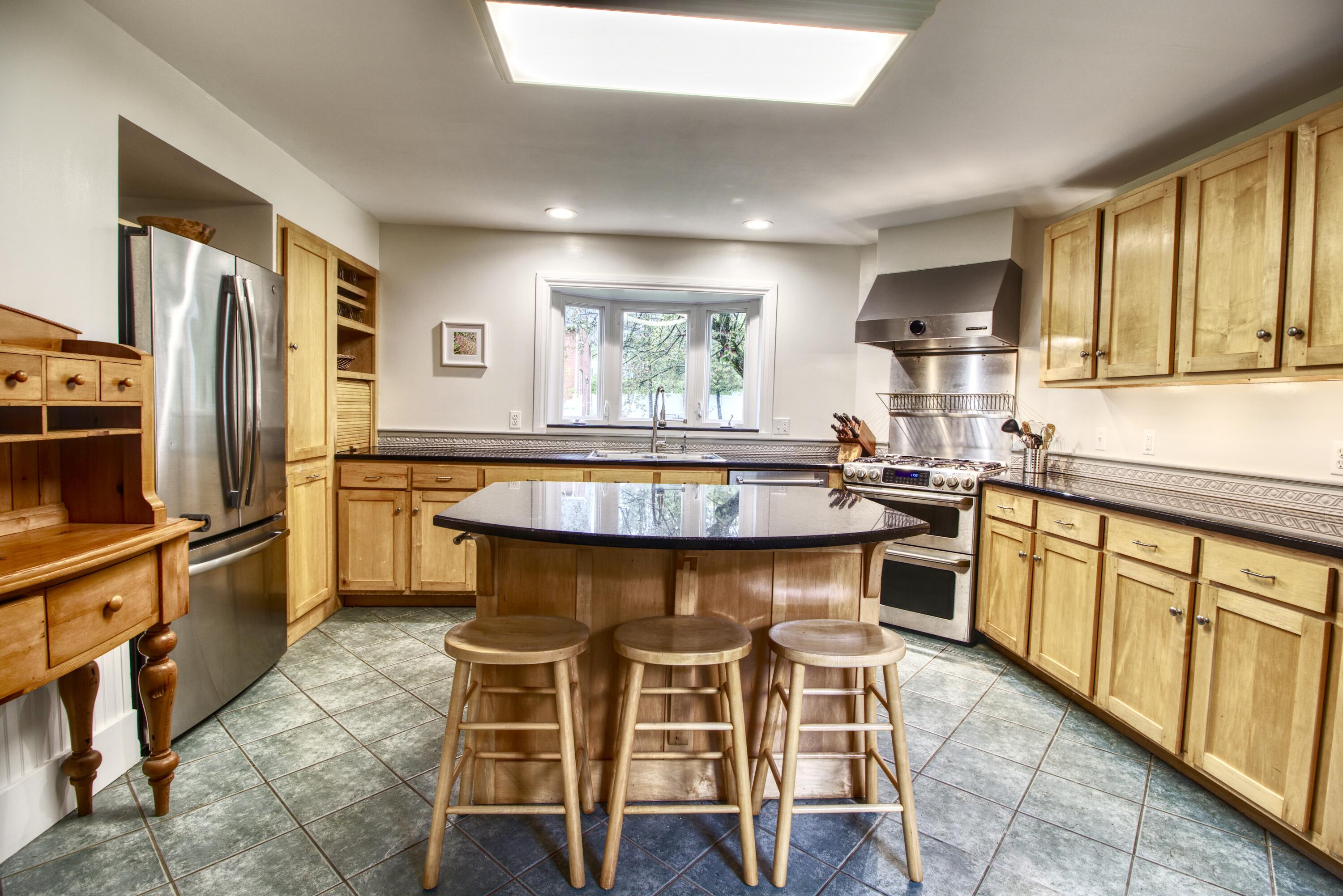 80 Oak Street St, Champlain, New York image 11