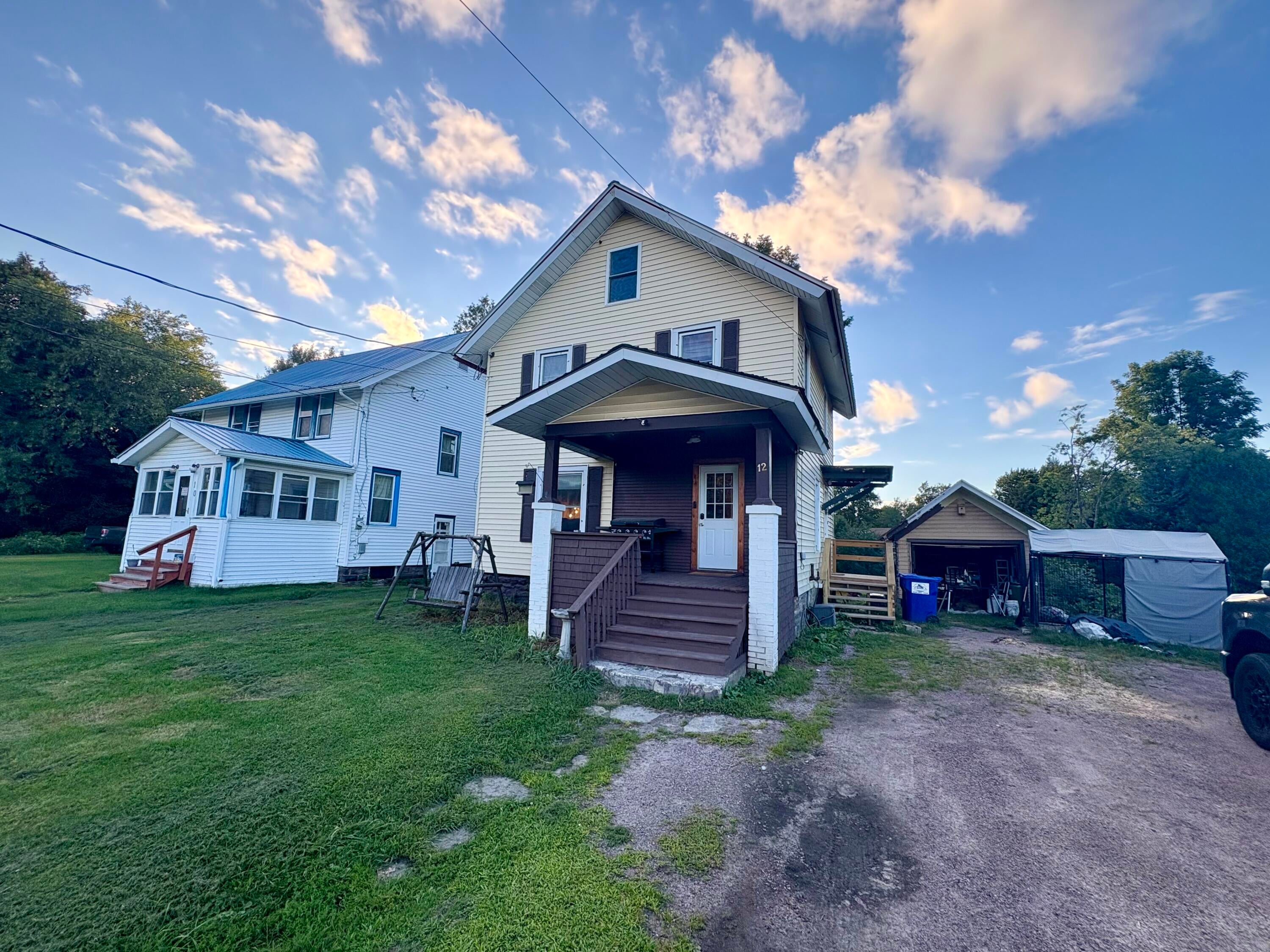 12 Short Avenue