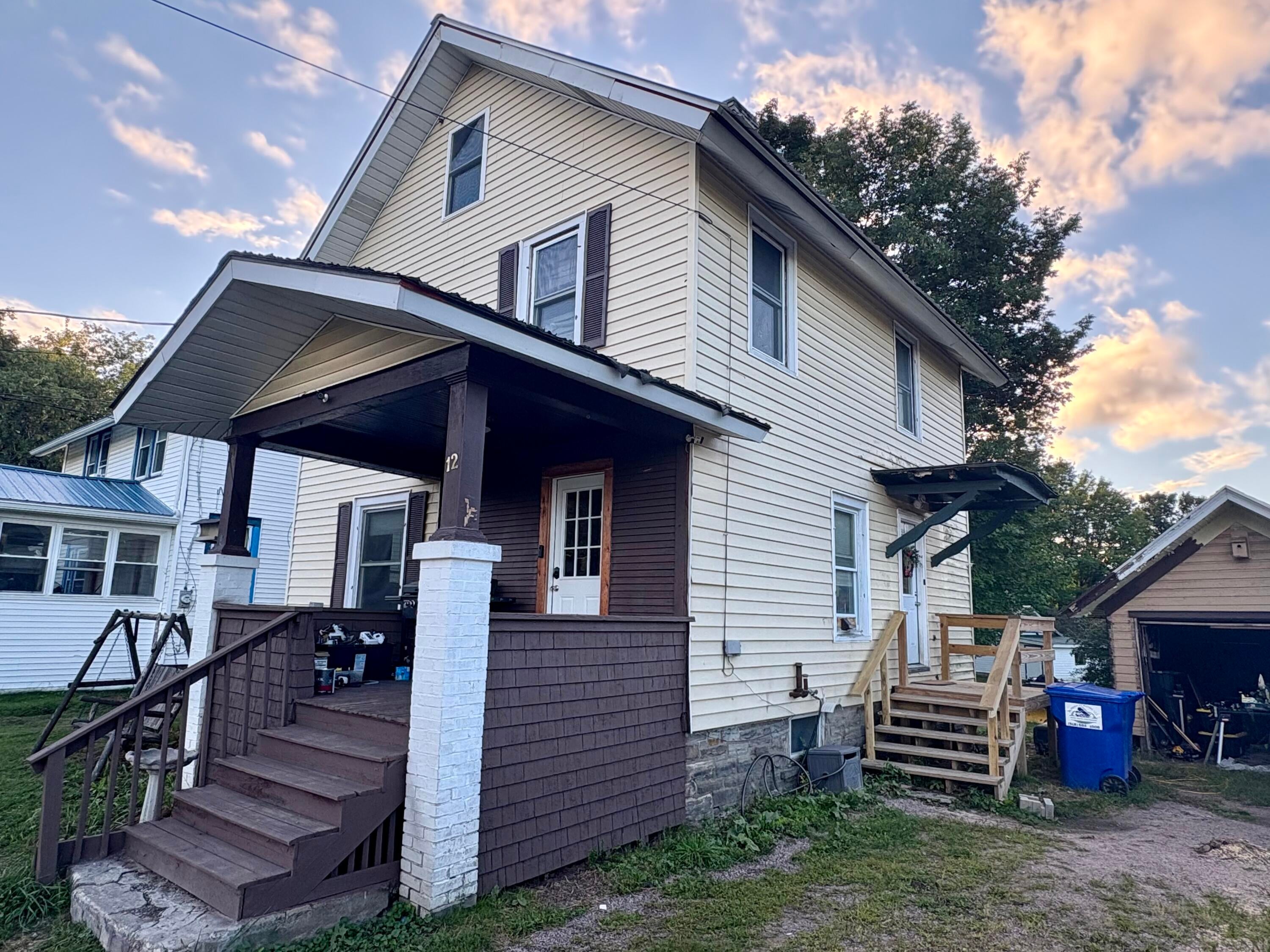 12 Short Avenue