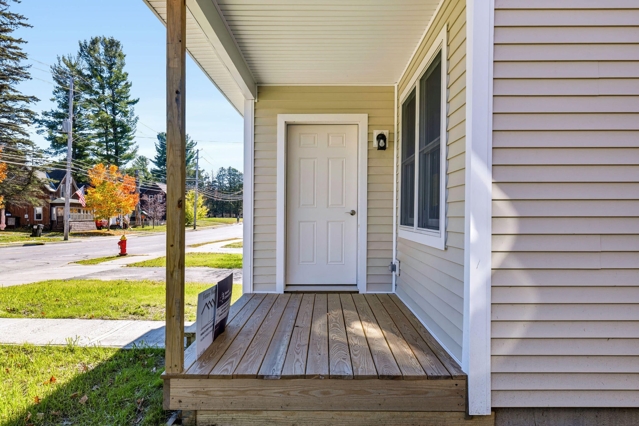 92 Wawbeek Avenue