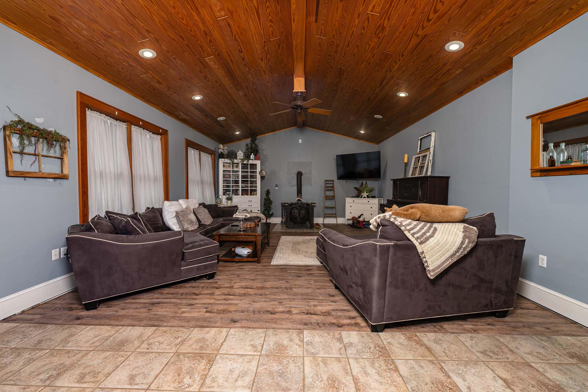 45 Owls Rest Drive, Malone, New York image 17