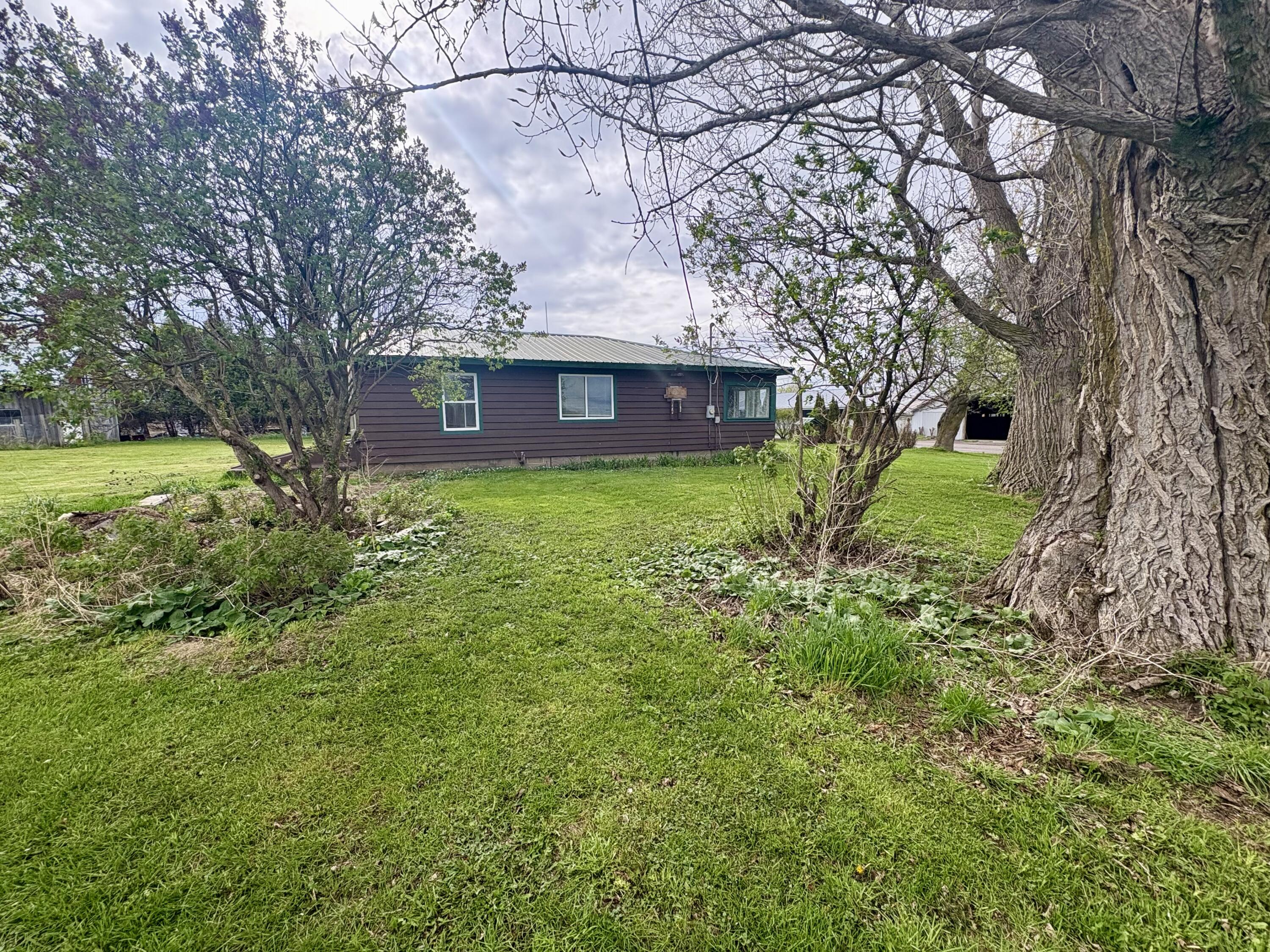160 Shinnock Road, North Lawrence, New York image 3