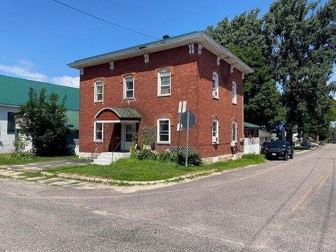 Homes For Sale - 1035 West Main St Po Box 92 St<br/> Franklin County, Burke, NY 12917