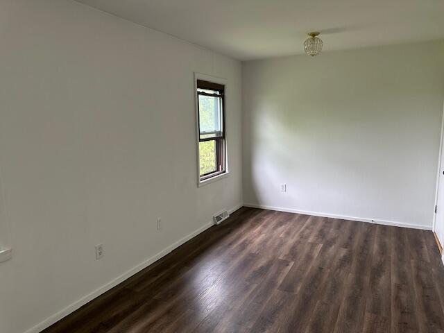 147 Moffitt Road
