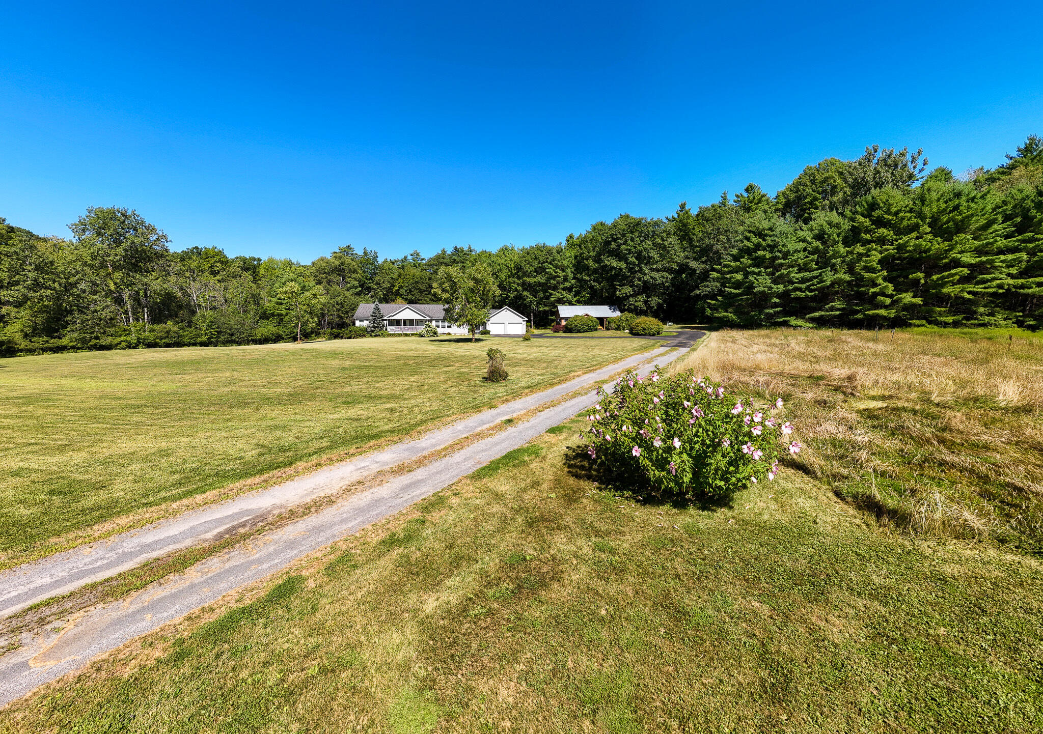 192 Champlain Avenue