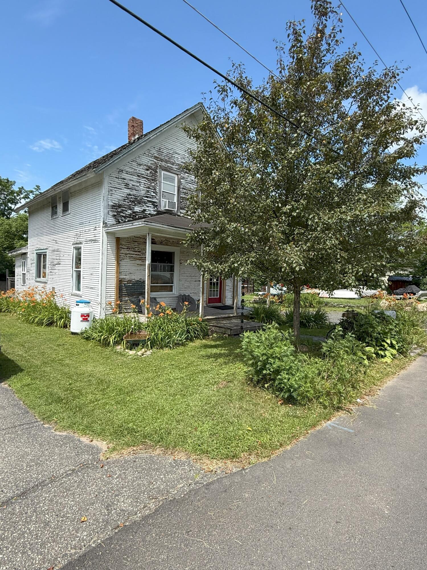 26 Lakeview Avenue