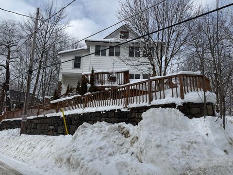 Multifamily For Sale - 223+225 Neil Street<br/> Franklin County, Saranac Lake, NY 12983