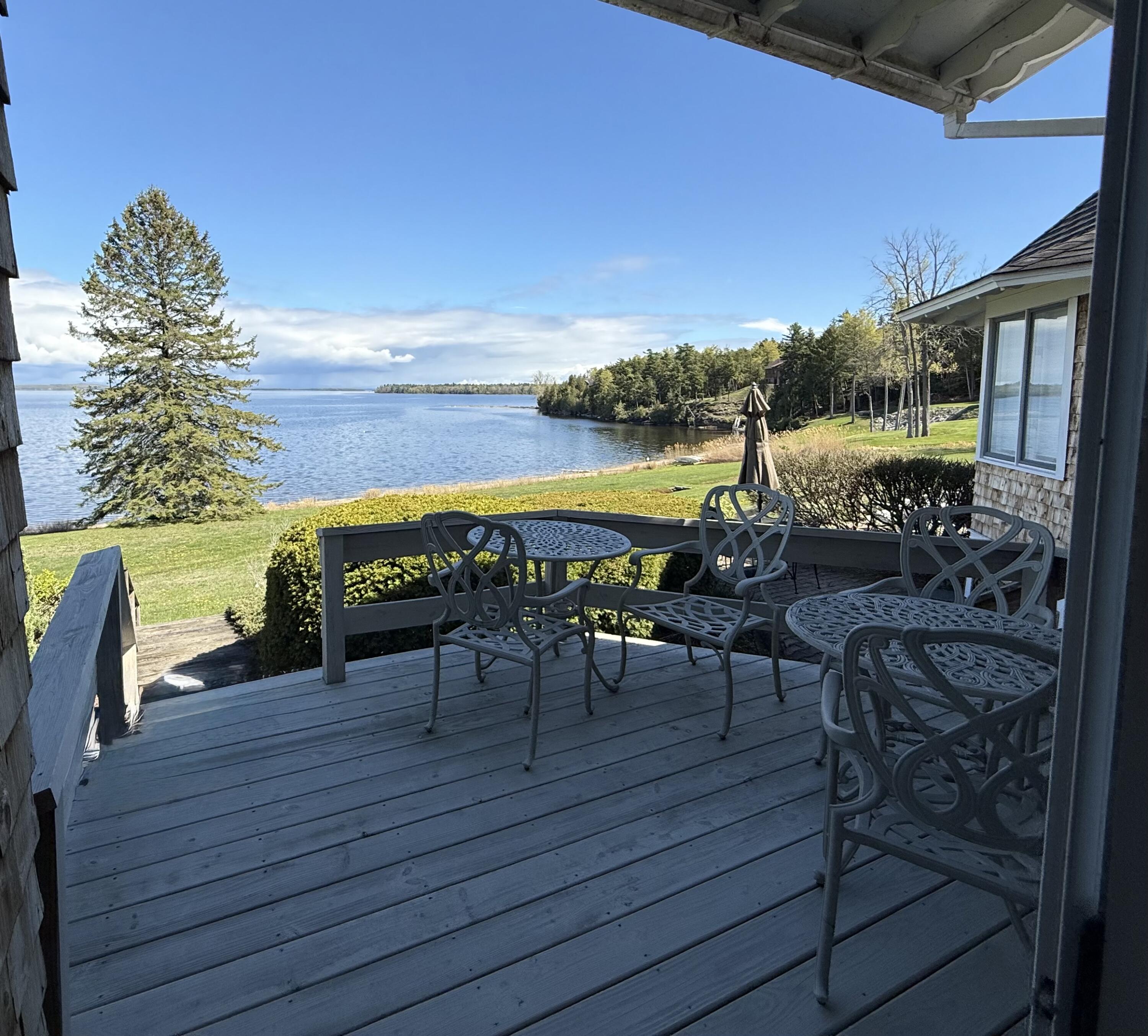 127 Woodcliff Drive