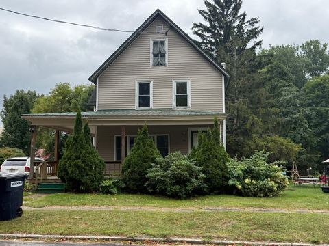 21 Spruce Street Malone NY 12953