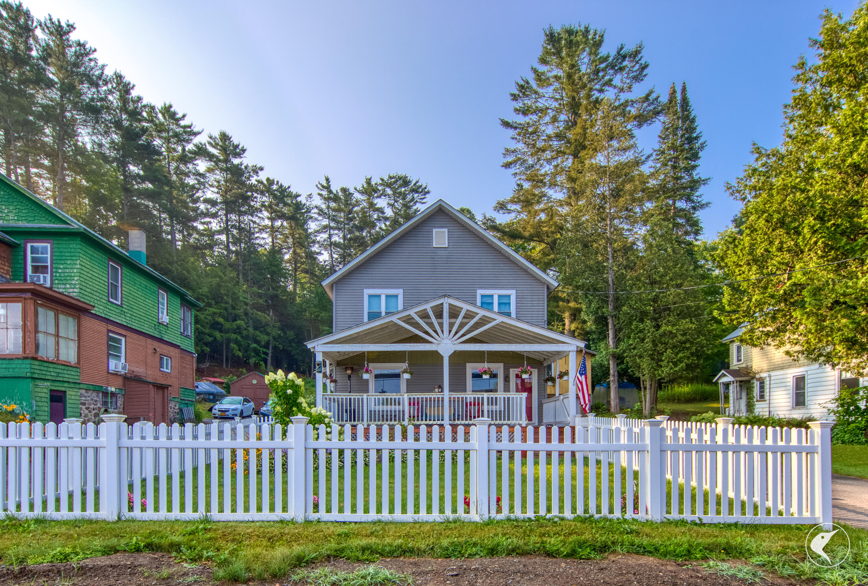 220 Ampersand Avenue