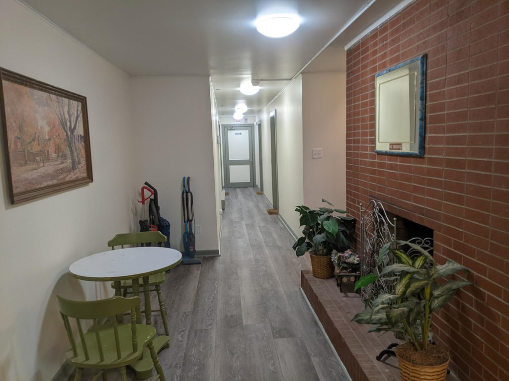 77 Will Rogers Drive