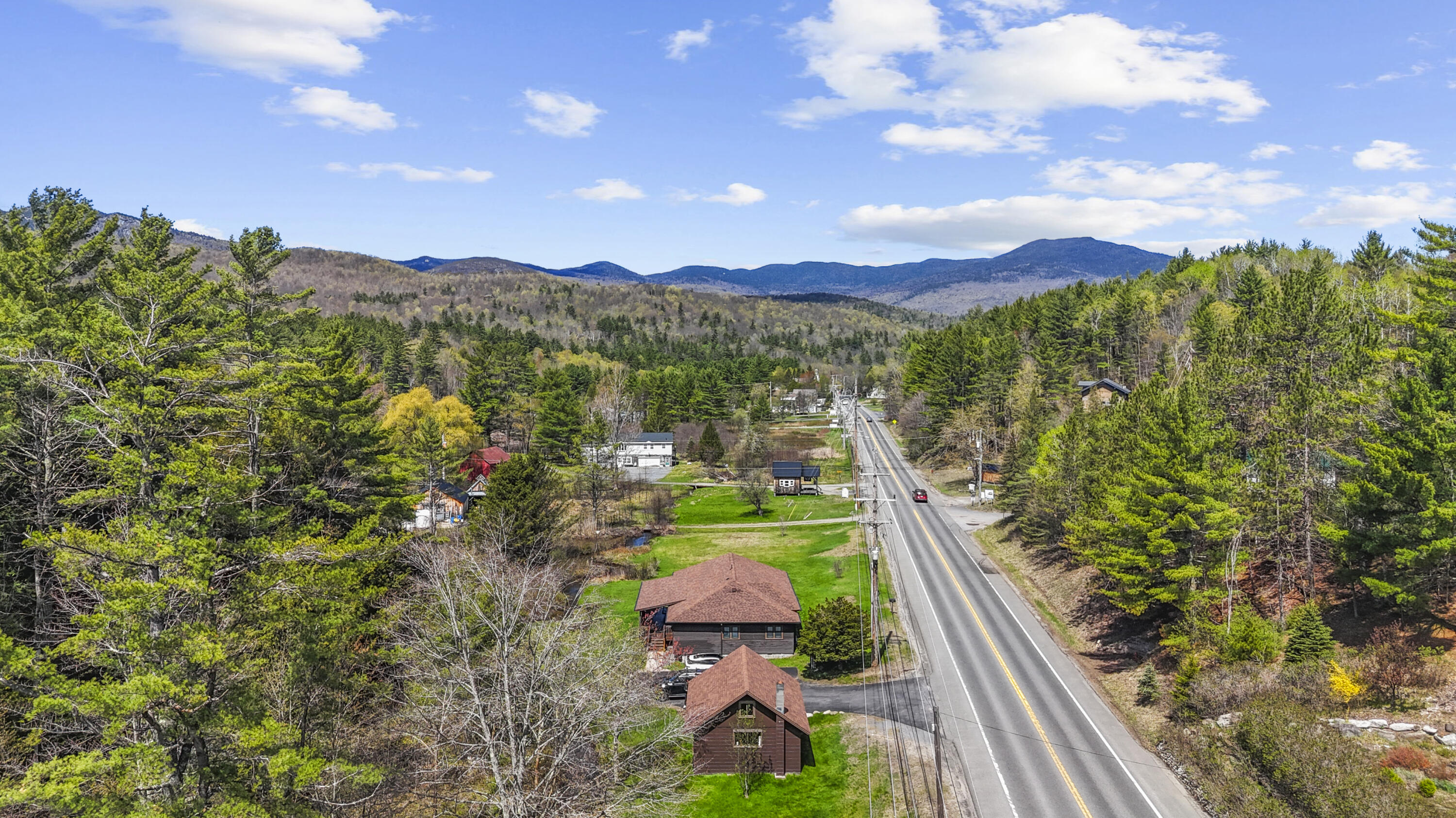 10807 NYS Route 9N
