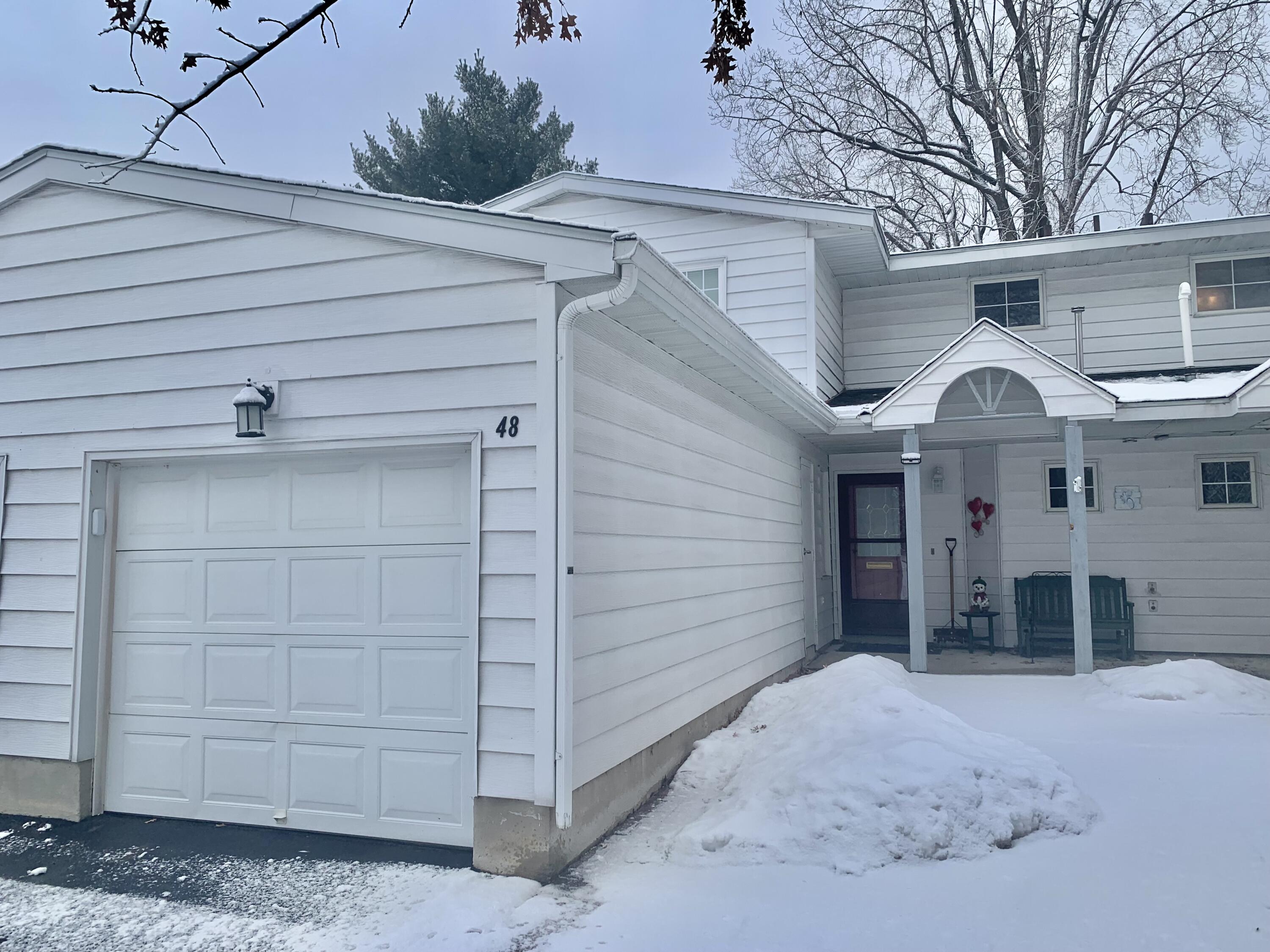 48 Maryland Road, Plattsburgh, New York image 1