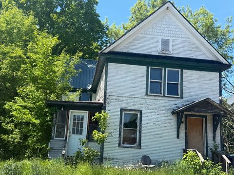 47 S pearl Street Malone NY 12953