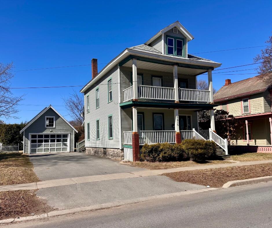 5215 N Catherine Street, Plattsburgh, New York image 1