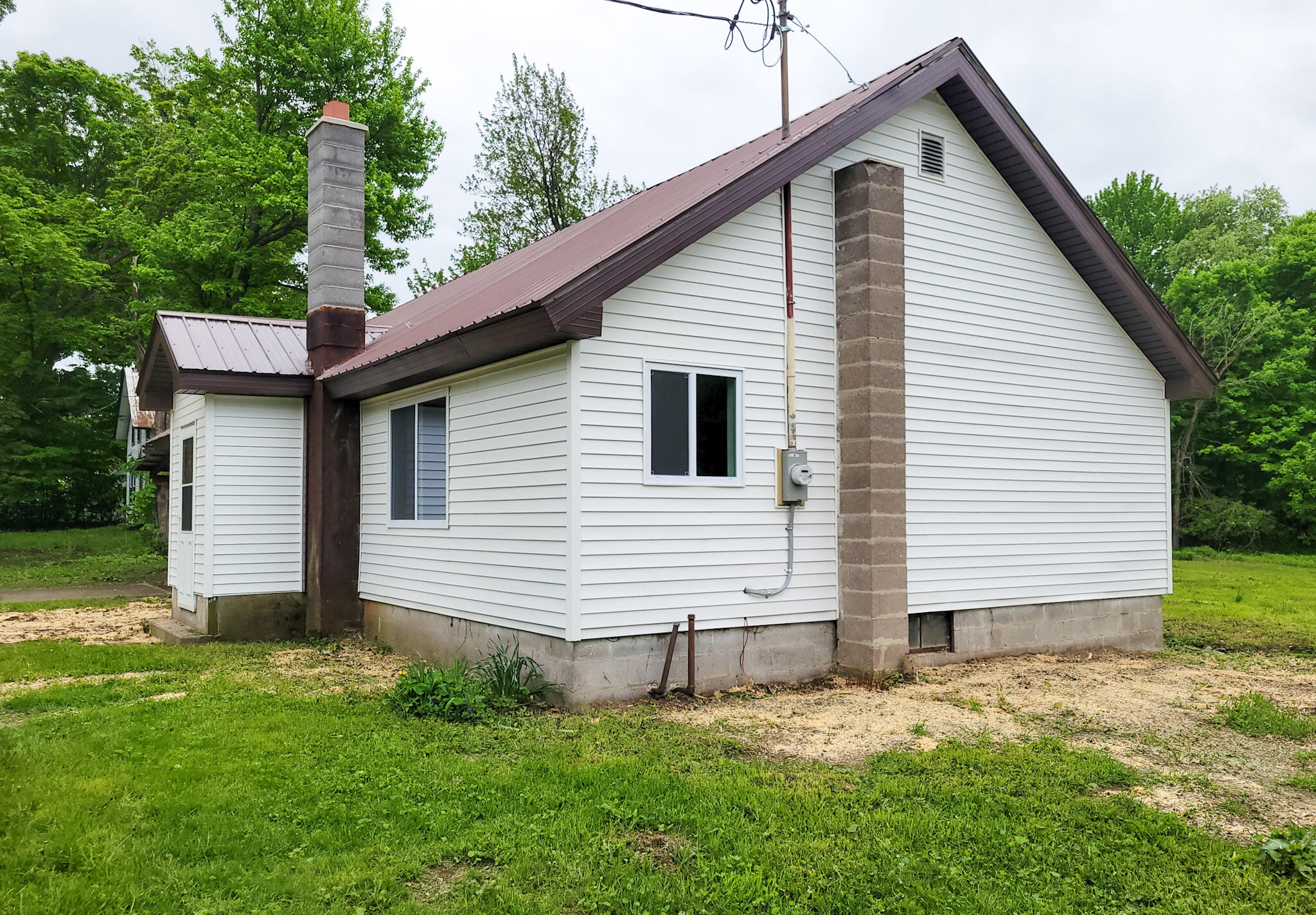 725 S South Woods Rd Road, Brushton, New York image 2