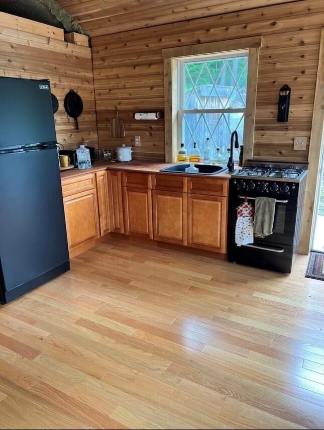 787 Bartlett Carry Road, Saranac Lake, New York image 4
