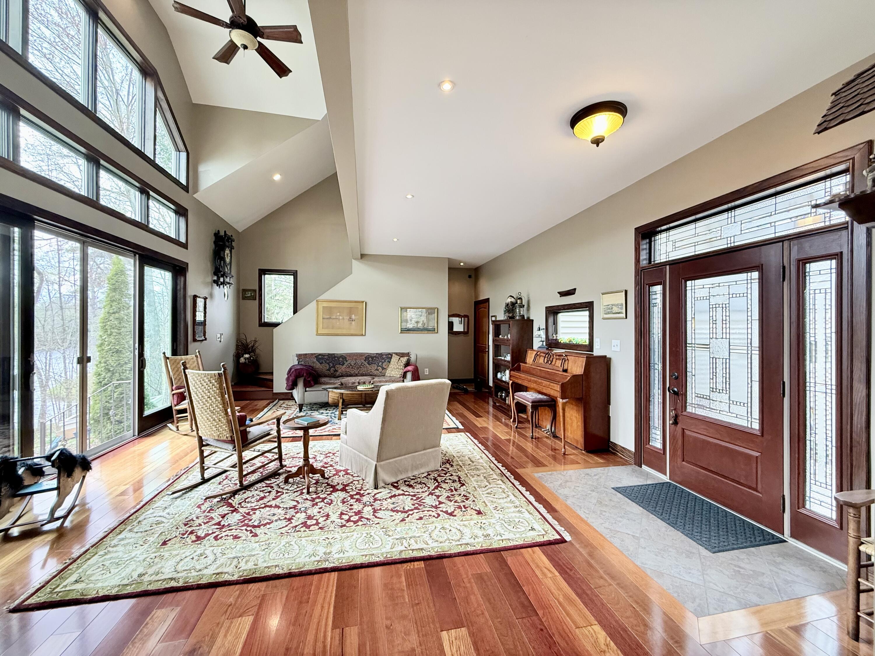 28 Pinebrook Drive