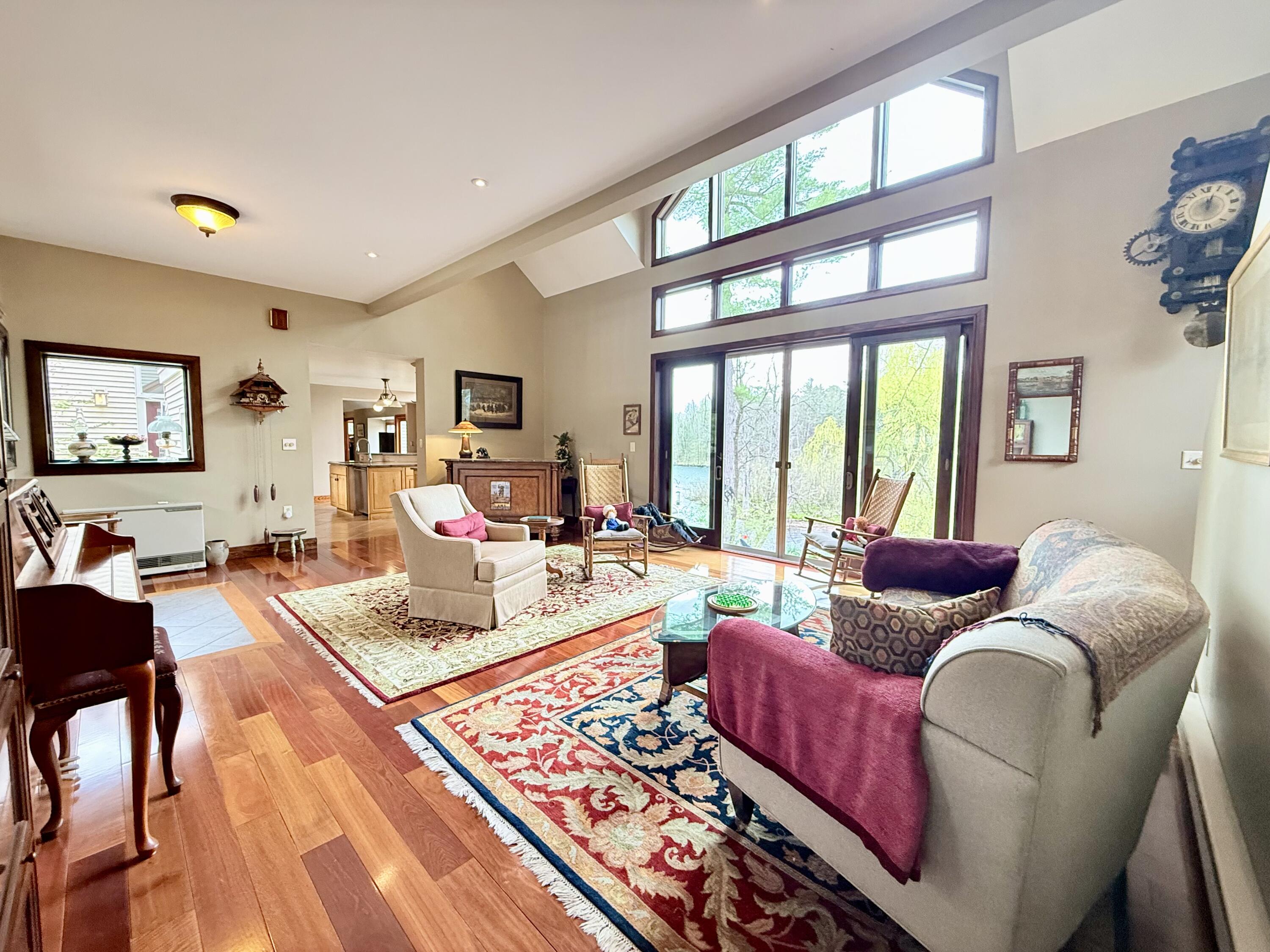28 Pinebrook Drive