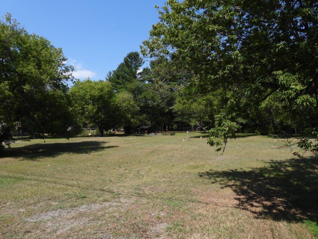 899 Clintonville Road