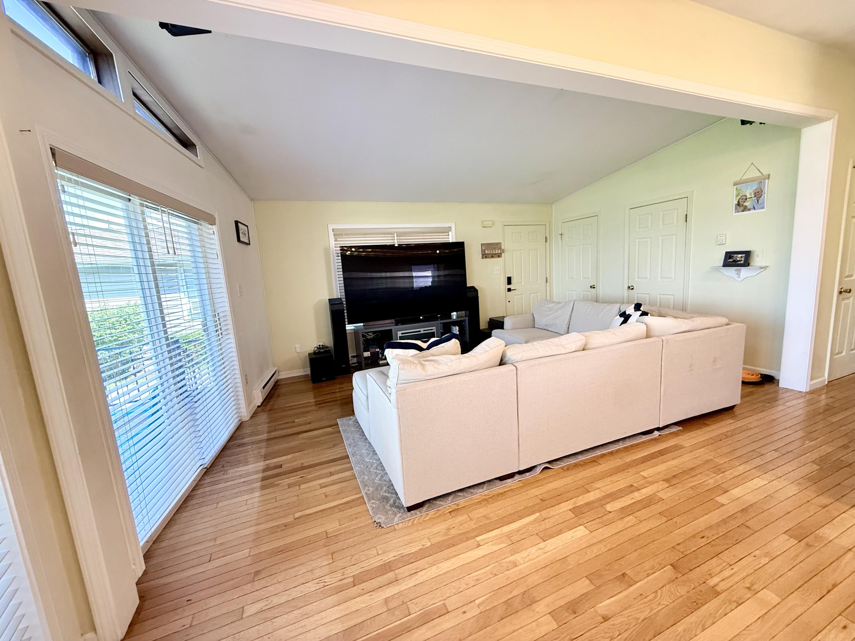 309 Cumberland Head Road