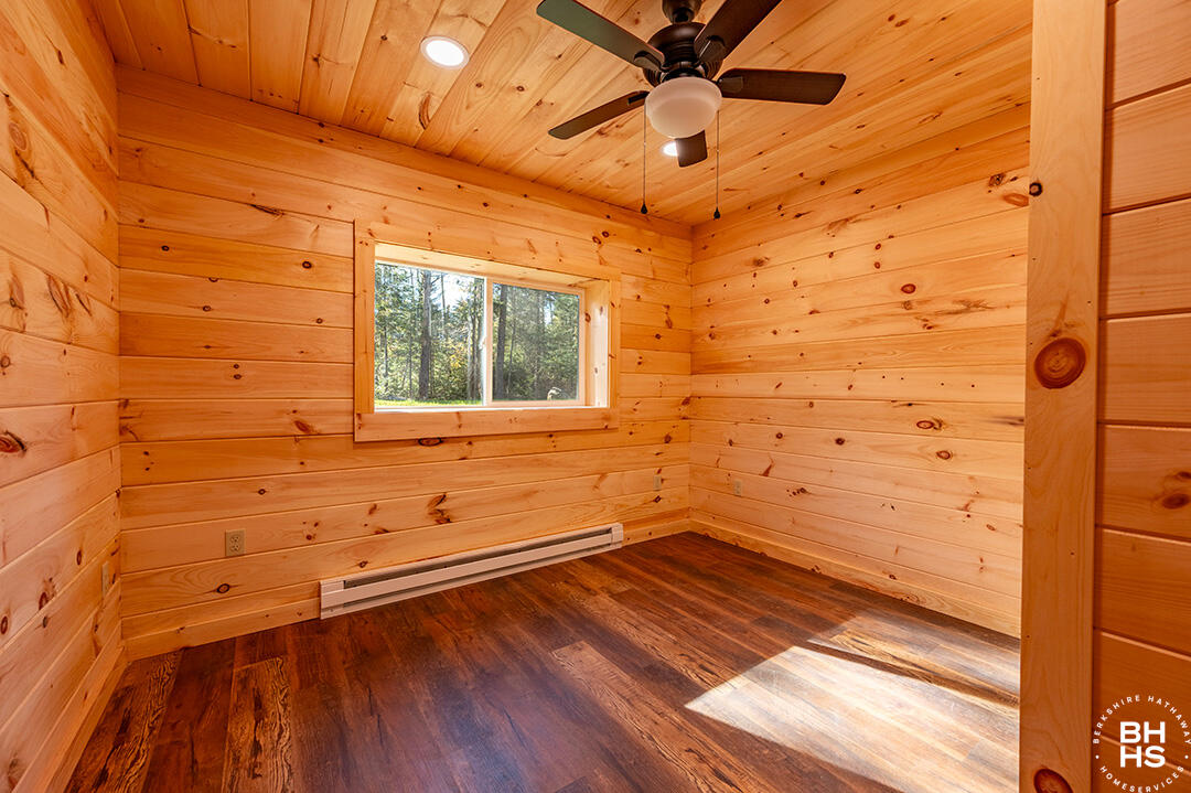 Lake Placid, New York 12946, United States, 5 Bedrooms Bedrooms, ,4 BathroomsBathrooms,Residential,Active,5111