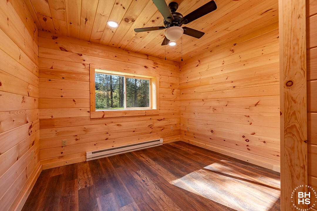 Lake Placid, New York 12946, United States, 5 Bedrooms Bedrooms, ,4 BathroomsBathrooms,Residential,Active,5111