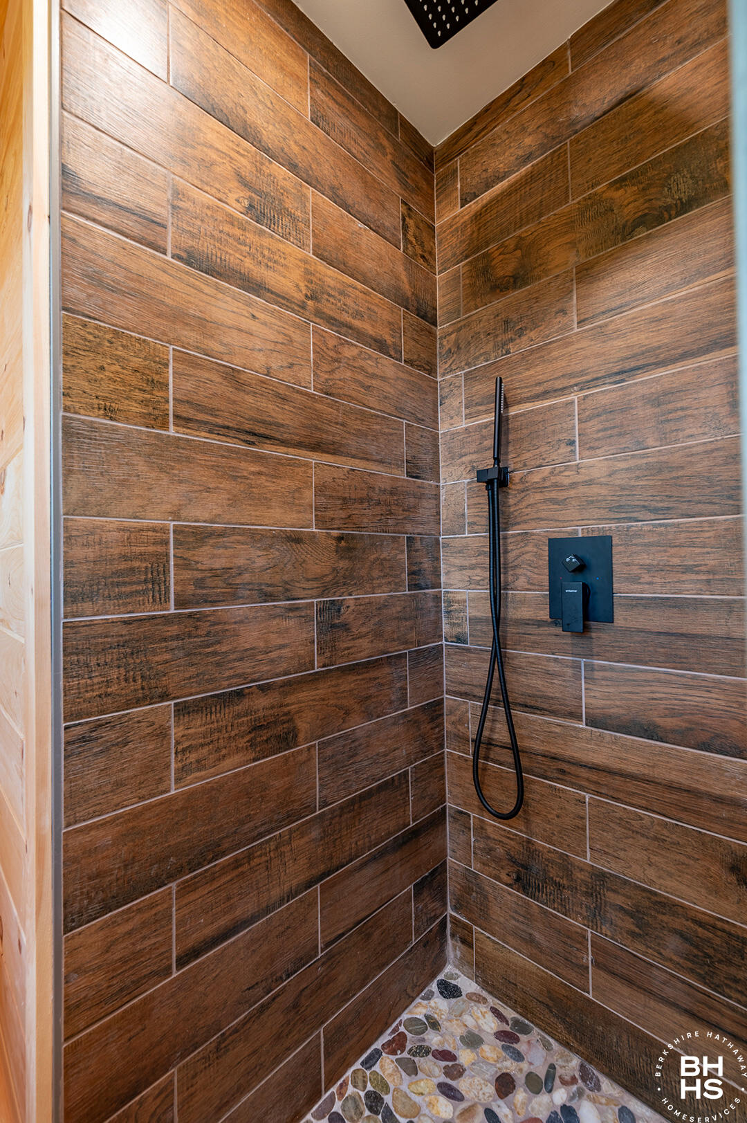 Lake Placid, New York 12946, United States, 5 Bedrooms Bedrooms, ,4 BathroomsBathrooms,Residential,Active,5111