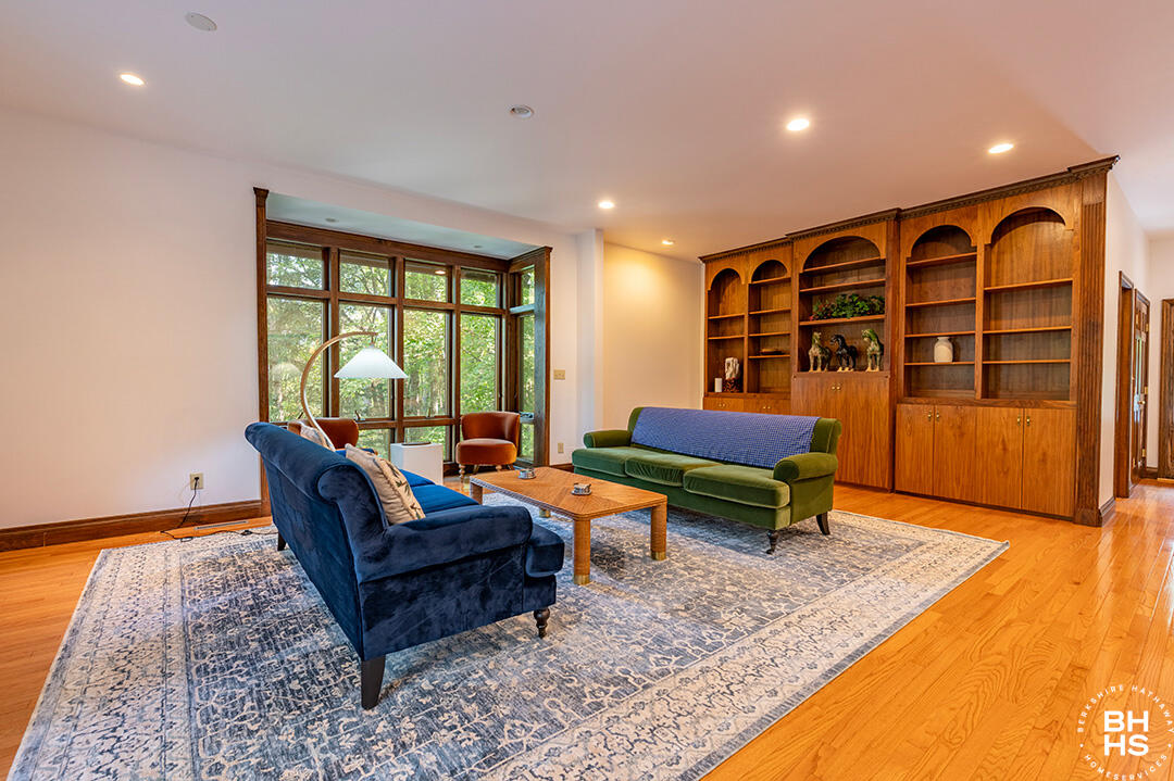 Jay, New York 12941, United States, 4 Bedrooms Bedrooms, ,3 BathroomsBathrooms,Residential,Active,209011