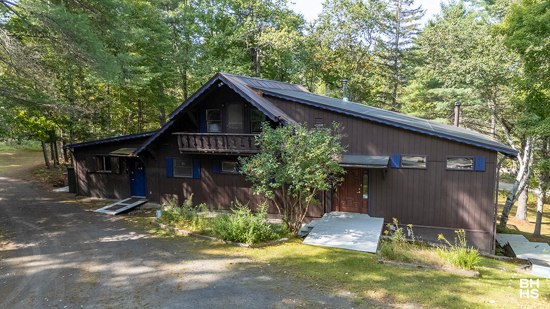 Jay, New York 12941, United States, 4 Bedrooms Bedrooms, ,3 BathroomsBathrooms,Residential,Active,209011