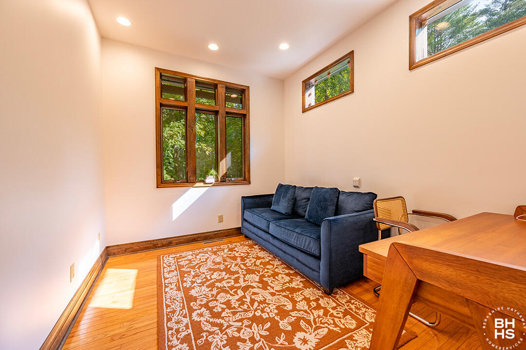 Jay, New York 12941, United States, 4 Bedrooms Bedrooms, ,3 BathroomsBathrooms,Residential,Active,209011