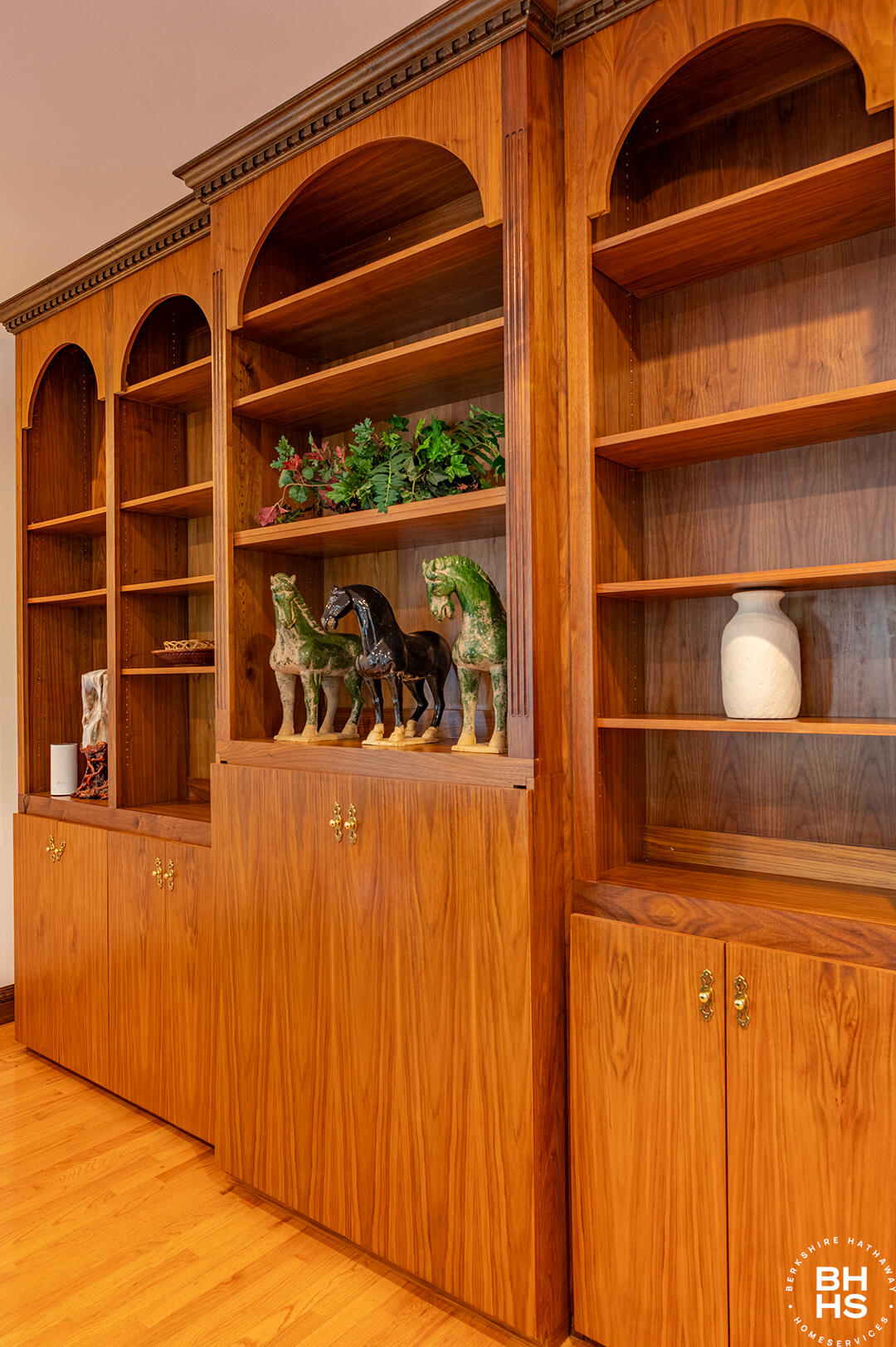 Jay, New York 12941, United States, 4 Bedrooms Bedrooms, ,3 BathroomsBathrooms,Residential,Active,209011