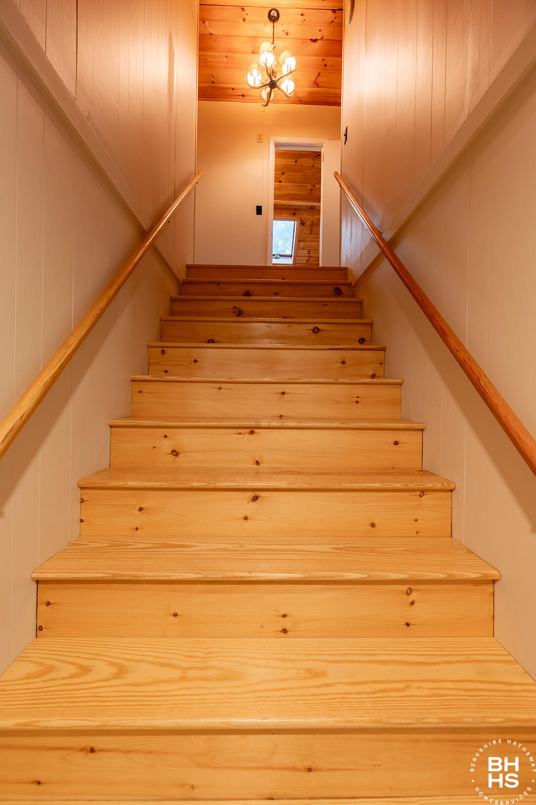 Jay, New York 12941, United States, 4 Bedrooms Bedrooms, ,3 BathroomsBathrooms,Residential,Active,209011