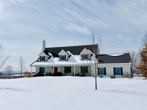 Homes For Sale - 375 New York 22b<br/> Clinton County, Peru, NY 12972