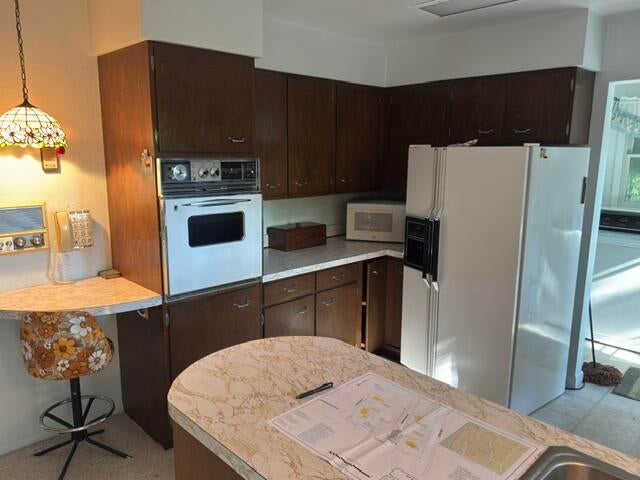 8 Seneca Avenue