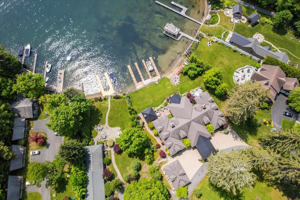 4818 Lake Shore Drive