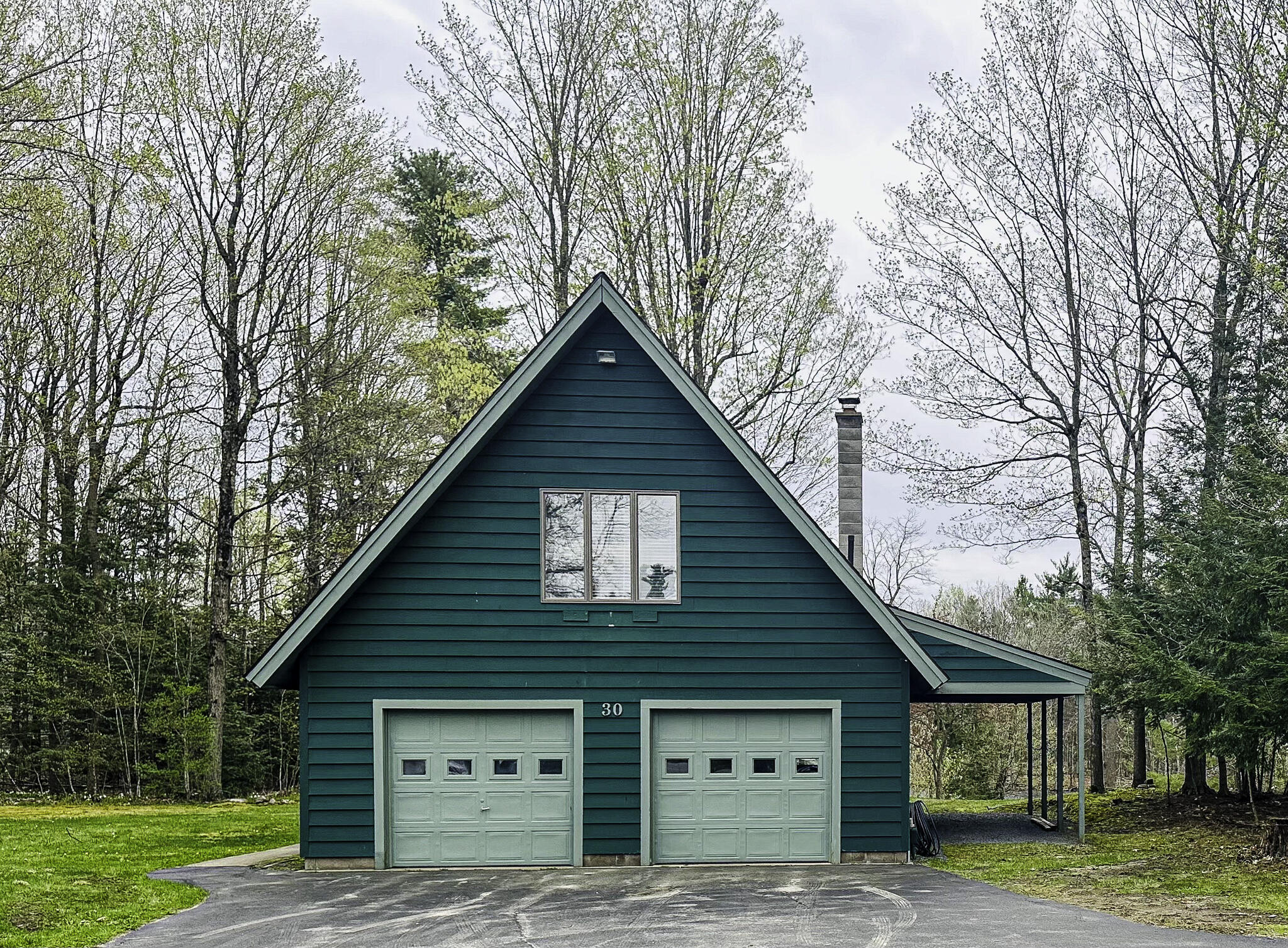 30 Pinebrook Drive, Morrisonville, New York image 1