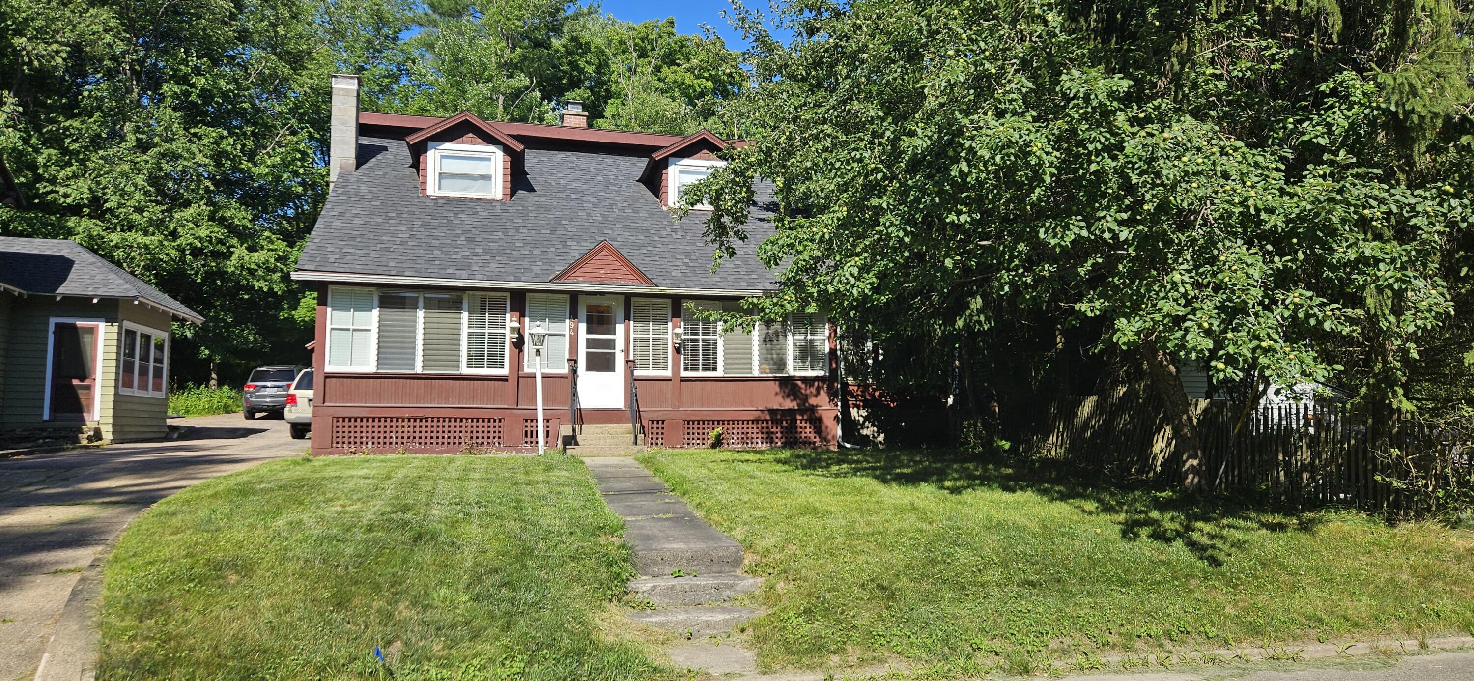 494 Forest Hill Avenue