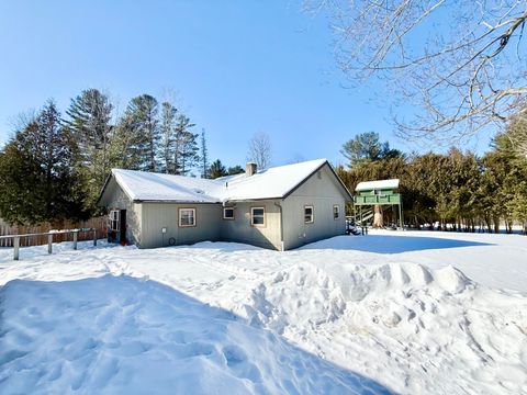 6 Quaker Mountain Road Wilmington NY 12997