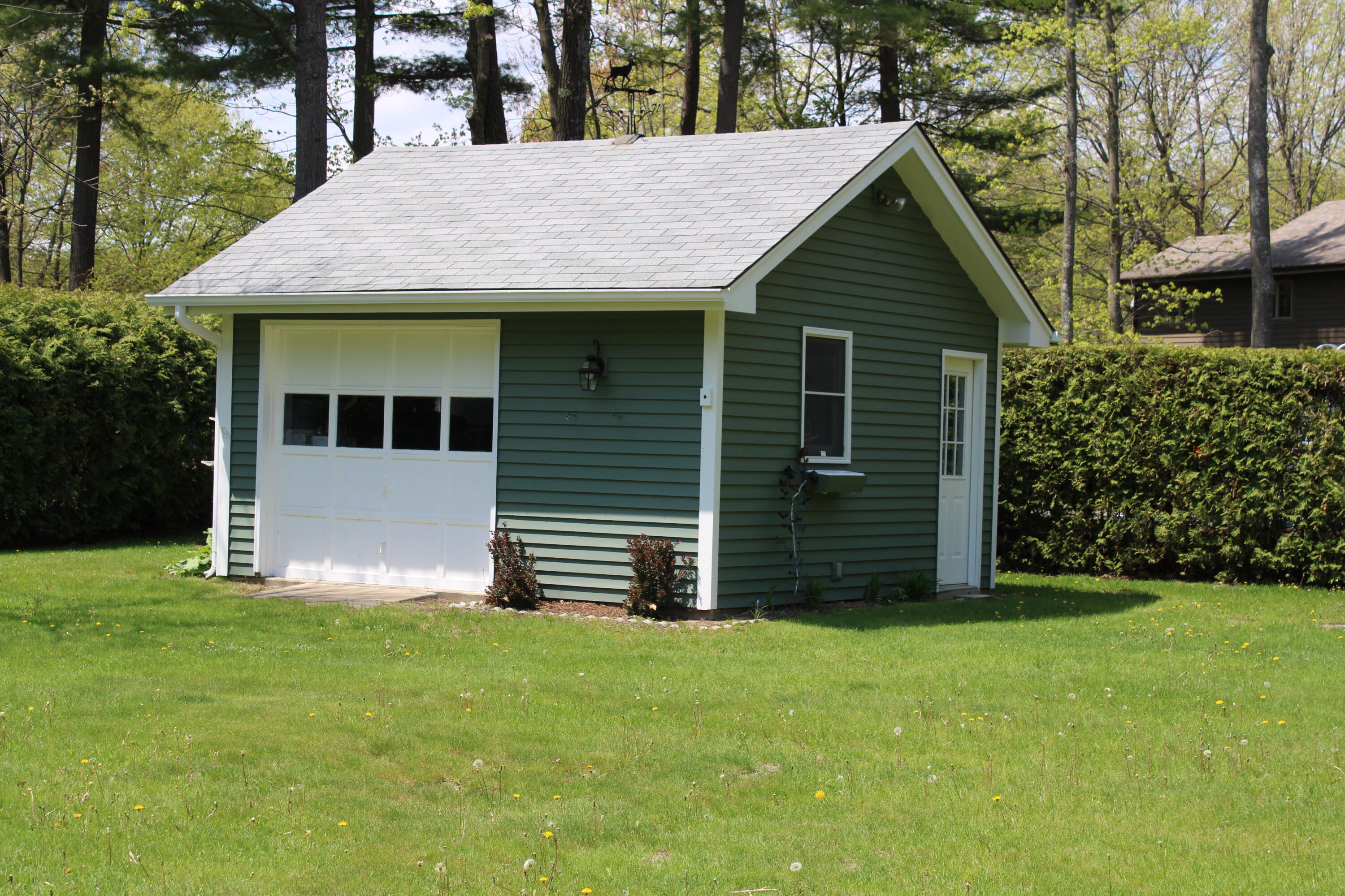 13 Pine Ridge Drive
