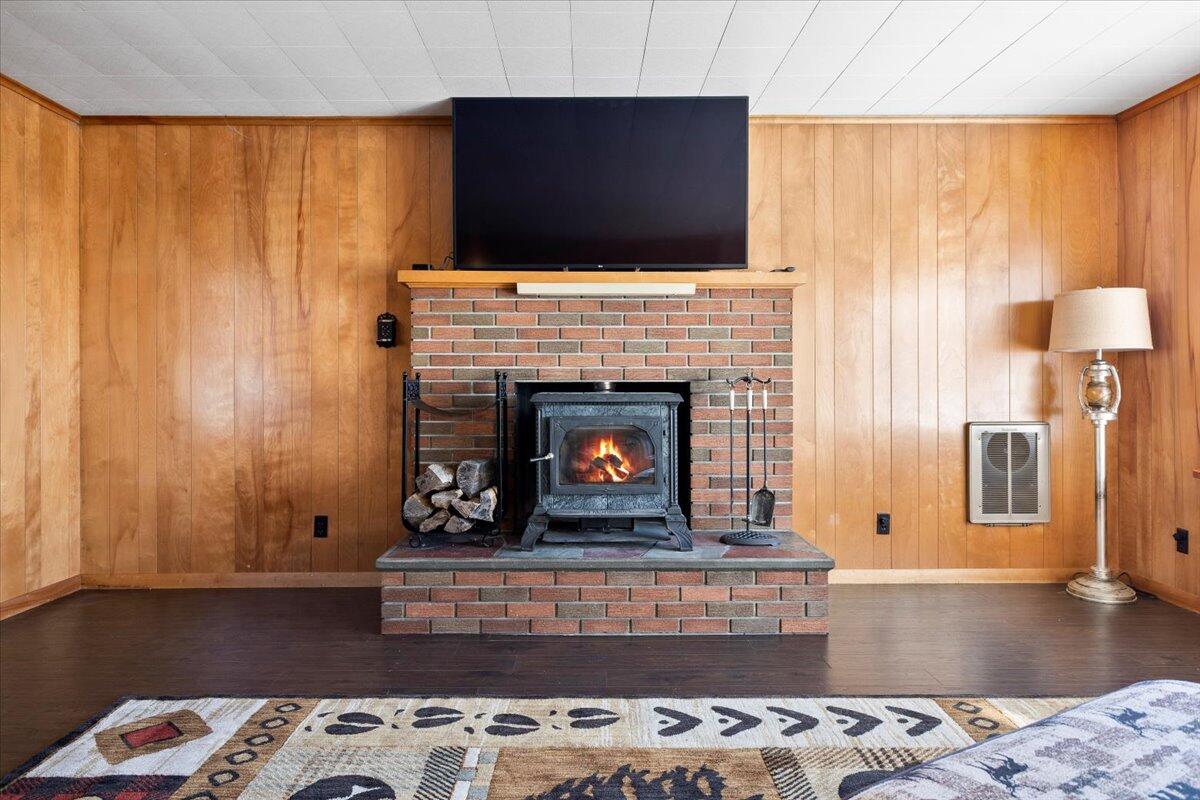 387 Chamberlain Road