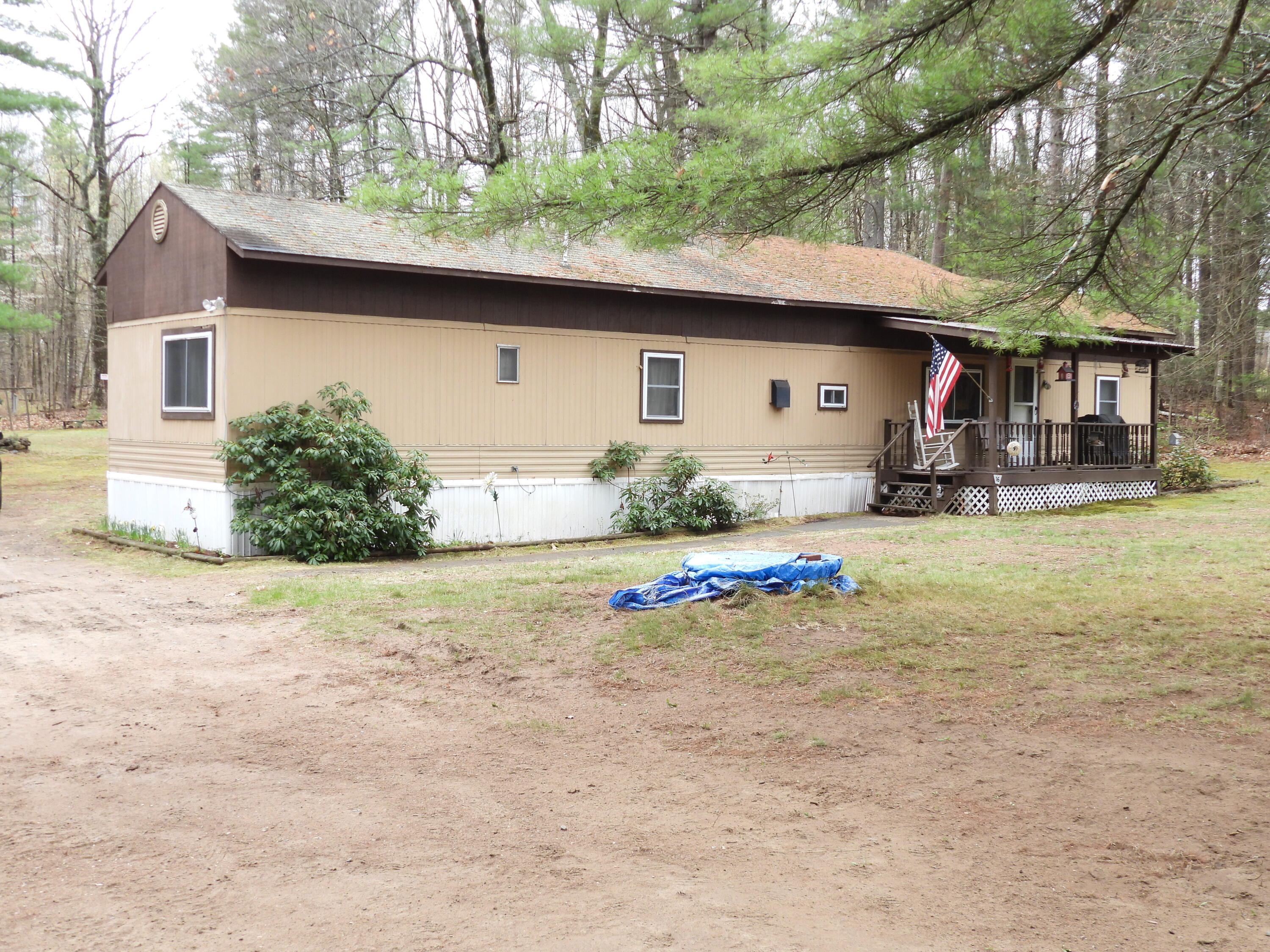 16 Venne Avenue, Morrisonville, New York image 3