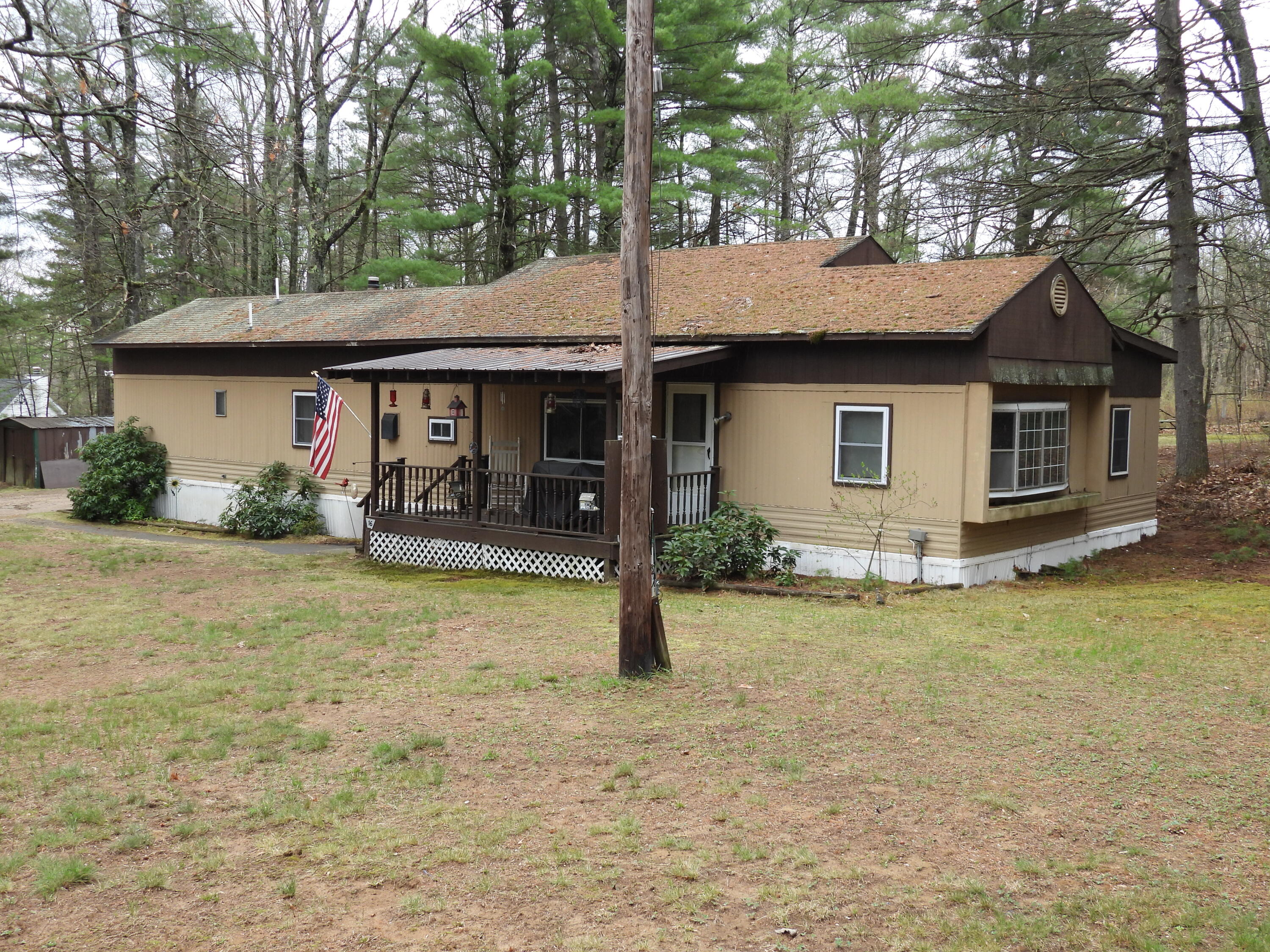 16 Venne Avenue, Morrisonville, New York image 1
