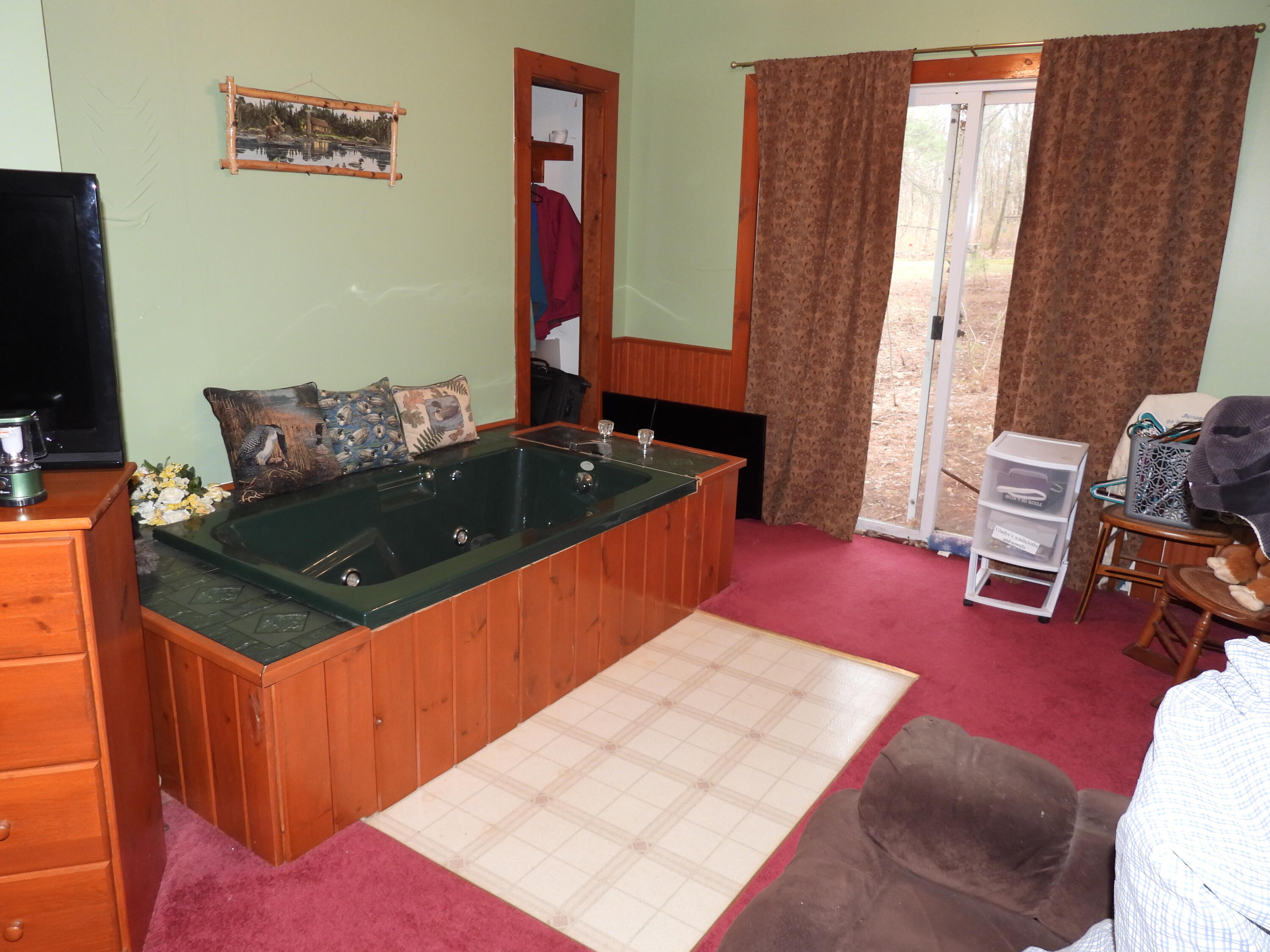 16 Venne Avenue, Morrisonville, New York image 19